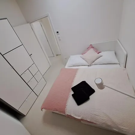 Milibyty * Břeclav